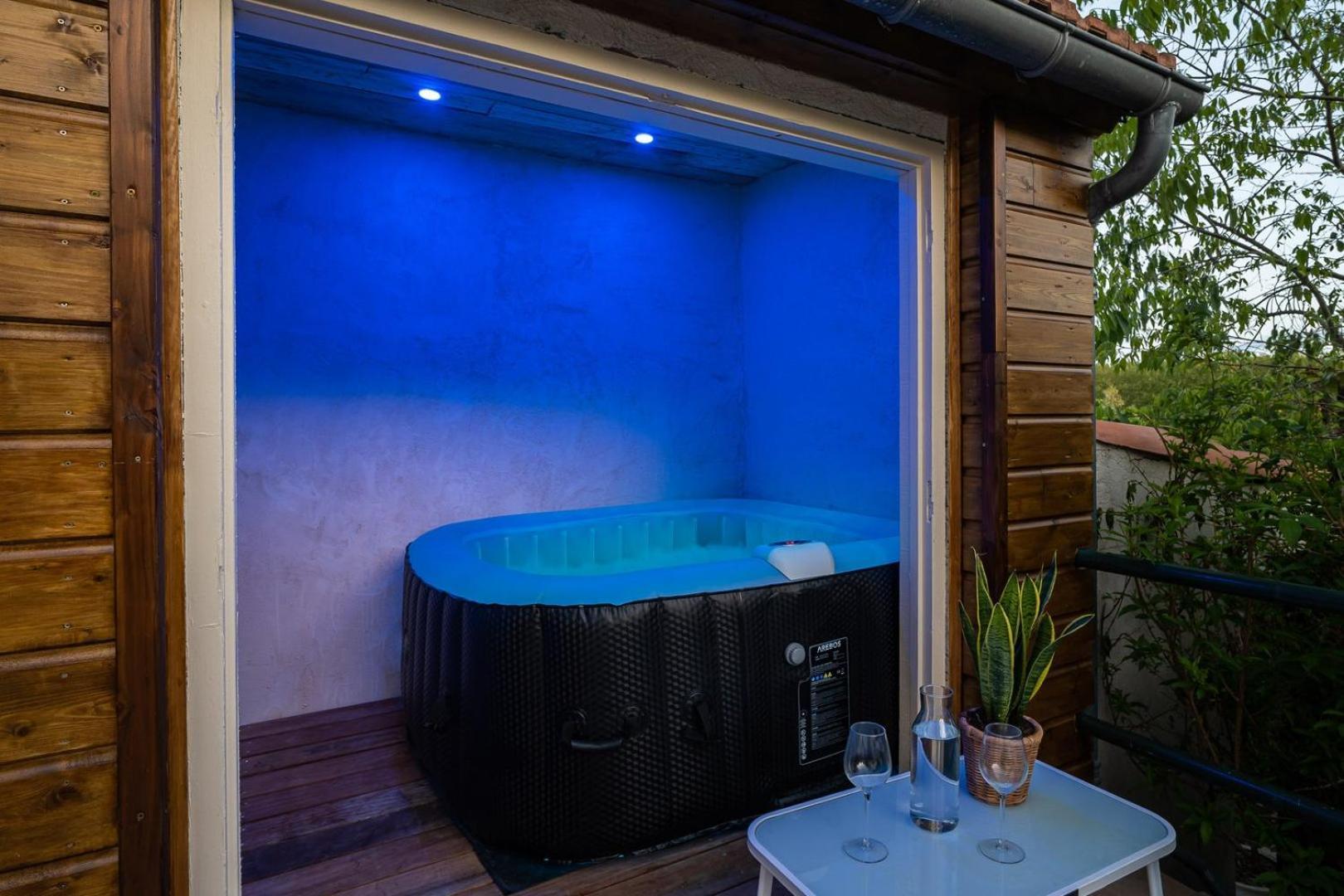 La Citadelle ~ Jacuzzi ~ Terrasse Apartment การ์กาซอน ภายนอก รูปภาพ